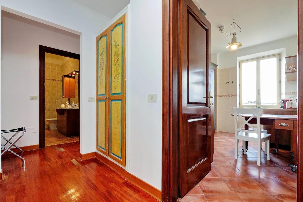 Colosseo Sunset Apartment Rzym Zewnętrze zdjęcie