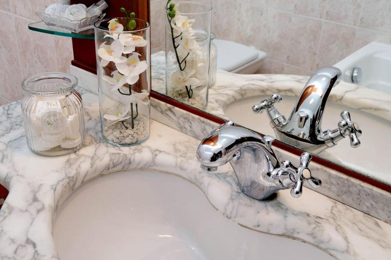 Colosseo Sunset Apartment Rzym Zewnętrze zdjęcie