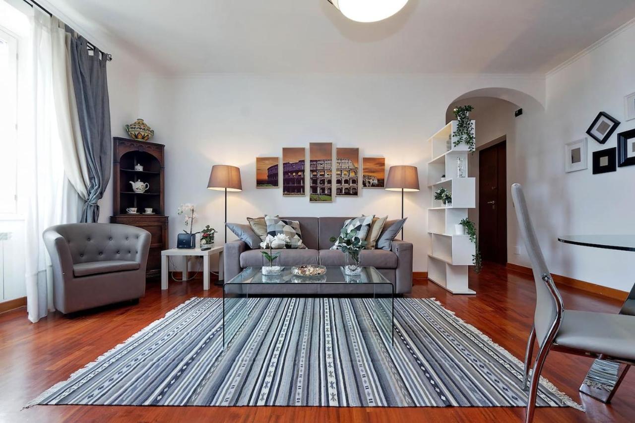 Colosseo Sunset Apartment Rzym Zewnętrze zdjęcie